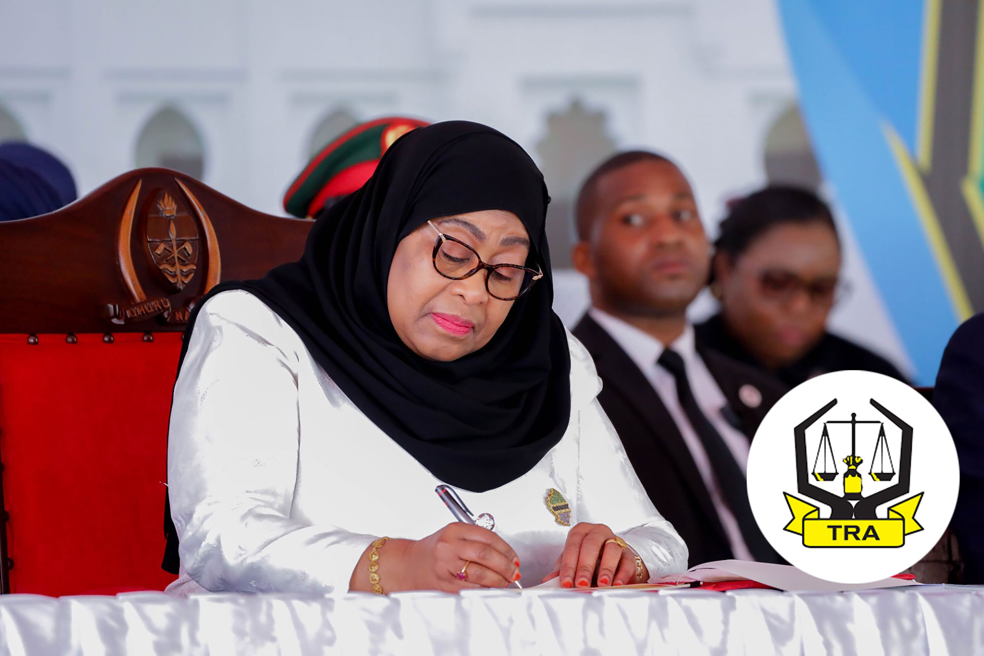 Nafasi Za Ajira Mpya 520 Kutoka Mamlaka Ya Mapato Tanzania TRA Mama 